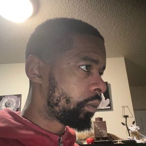 Meet your Posher, Aaron